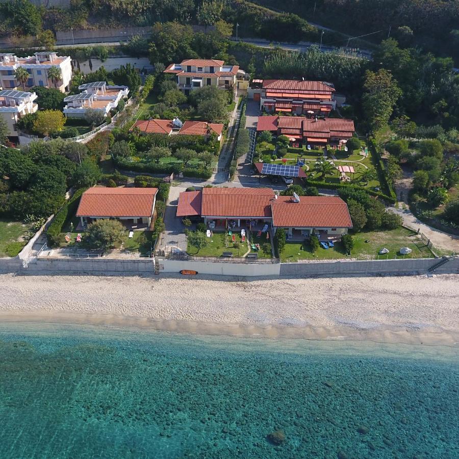 Le Casette Sul Mare Capo Vaticano Eksteriør billede